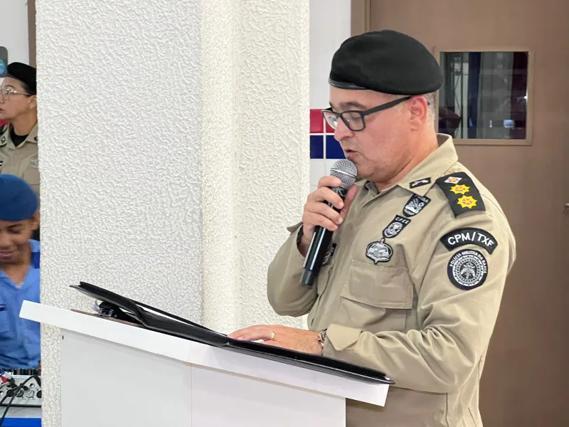 Alunos do Colégio Militar Anísio Teixeira são promovidos e recebem homenagens por desempenho no primeiro semestre Alunos do Colégio Militar Anísio Teixeira são promovidos e recebem homenagens por desempenho no primeiro semestre