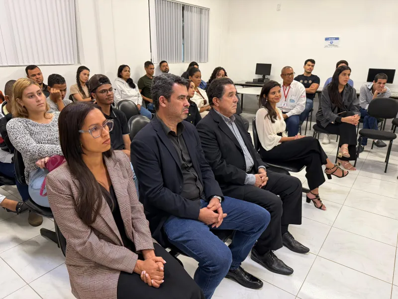 Faculdade Anhanguera inaugura biblioteca e eterniza trajetória do Juiz Roney Cunha Faculdade Anhanguera inaugura biblioteca e eterniza trajetória do Juiz Roney Cunha