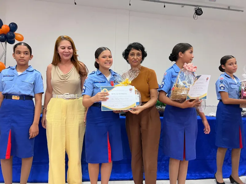 Colégio da Polícia Militar Anísio Teixeira realiza formatura da primeira turma do PROERD de 2026