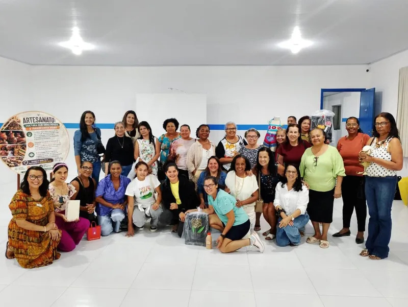 Encontro fortalece artesanato de Itamaraju e mobiliza categoria para criação de associação Encontro fortalece artesanato de Itamaraju e mobiliza categoria para criação de associação