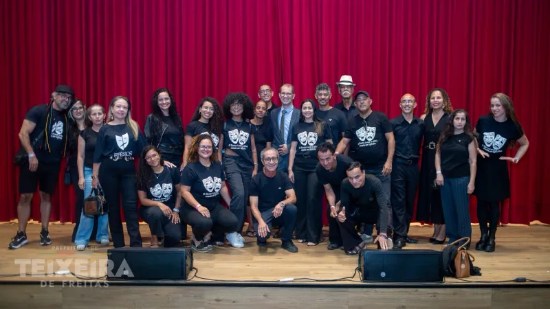 Teixeira de Freitas inaugura novo teatro e abre espaço para uma nova fase da cultura local Teixeira de Freitas inaugura novo teatro e abre espaço para uma nova fase da cultura local