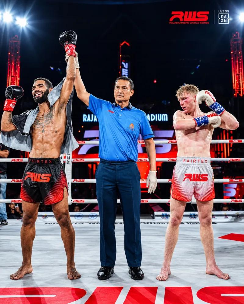 Neimar Almeida vence na estreia no RWS, na Tailândia