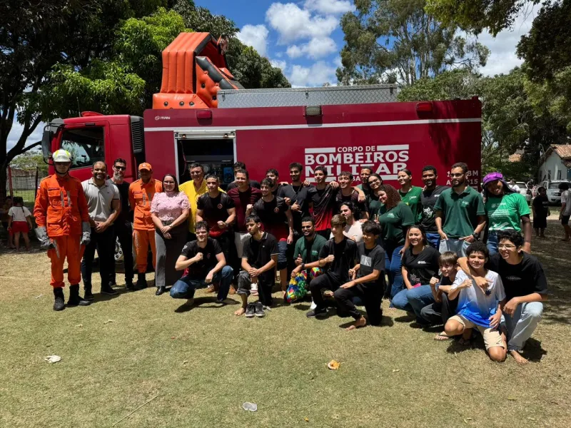 Capítulo 50 da Ordem DeMolay realiza projeto Criança Feliz em parceria com a OAB em Teixeira de Freitas Capítulo 50 da Ordem DeMolay realiza projeto Criança Feliz em parceria com a OAB em Teixeira de Freitas