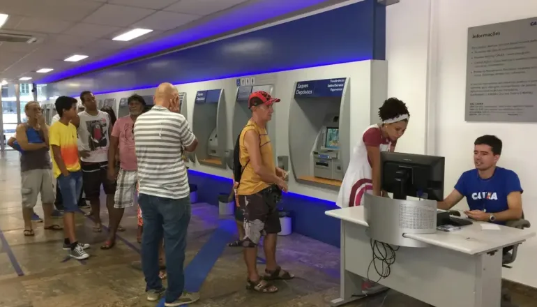 Confira como vão funcionar os bancos durante o carnaval