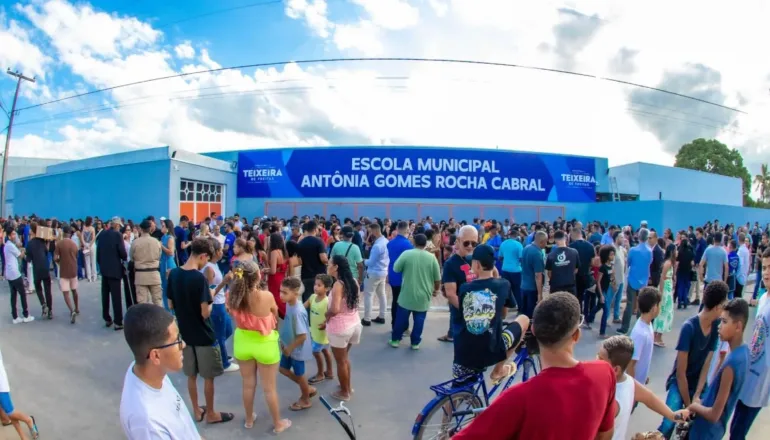 Educação ganha reforço com a inauguração da Escola Municipal Antônia Gomes Rocha Cabral no Ulisses Guimarães