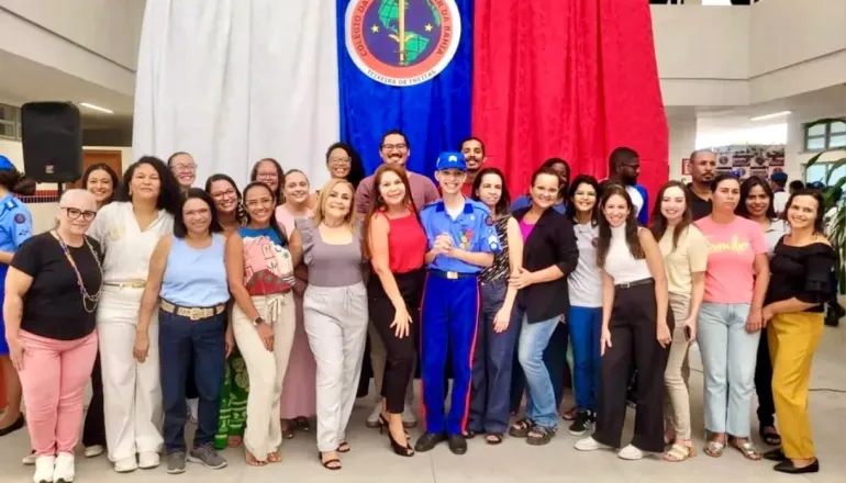 Estudante do Colégio Militar de Teixeira de Freitas conquista medalha de ouro na maior olimpíada de matemática do Brasil